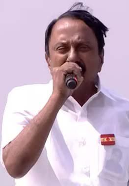 புரட்சி தளபதி விஜய்: ஈரோட்டில் செங்கோட்டையன் கொடுத்த பட்டம்